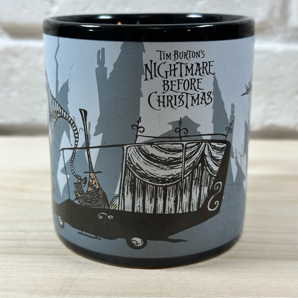 SET Tim Burton's The Nightmare Before Christmas 2 Disc collector's Edition & Mug - Picture 14 of 16